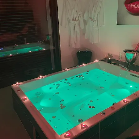 Apartman Romantique Avec Jacuzzi *